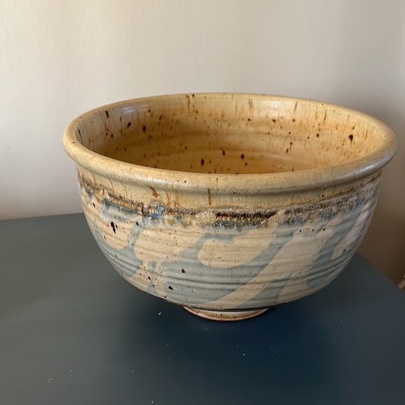 Artisan Stoneware Bowl - Picture 6 of 8
